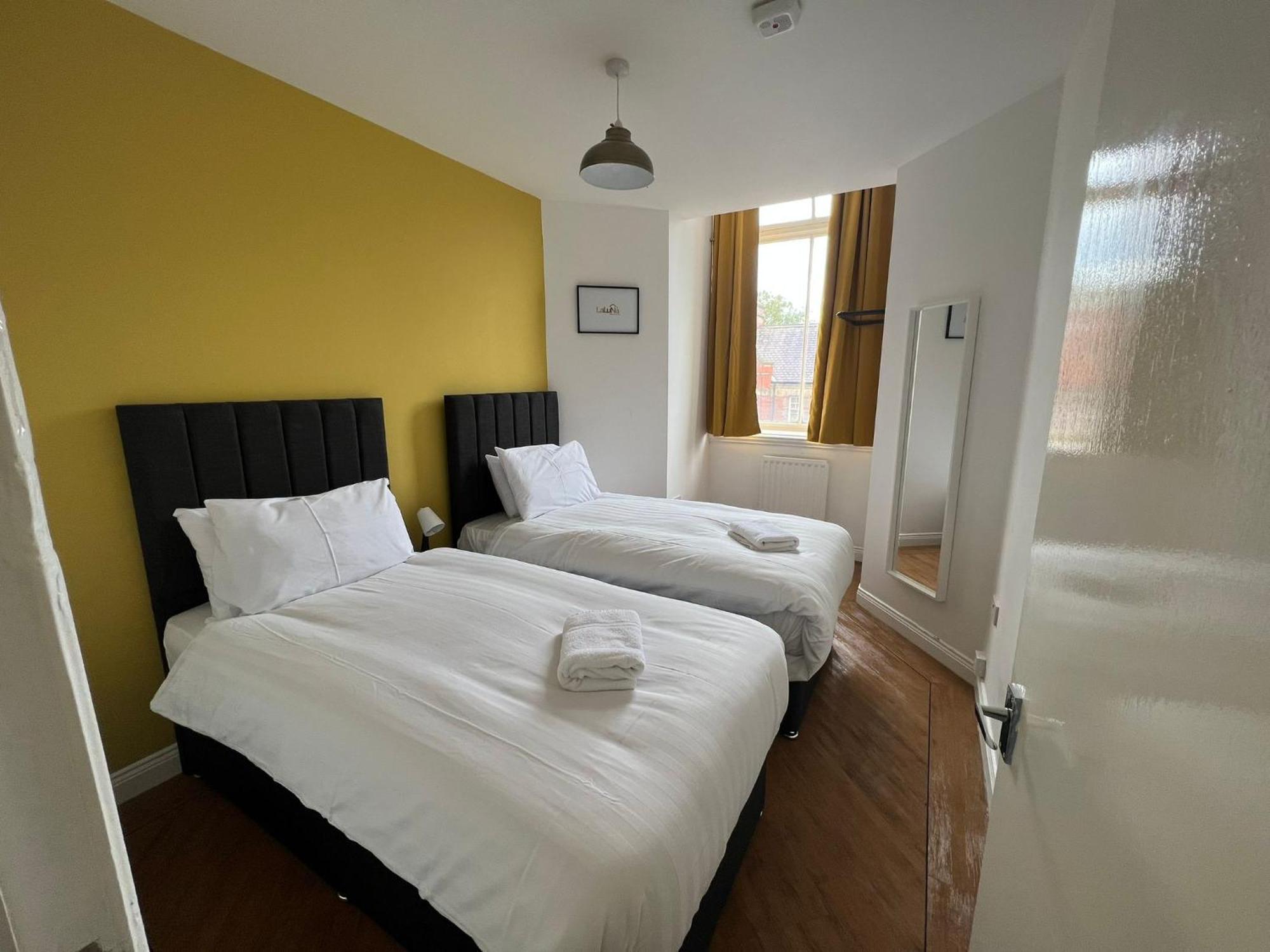 Great Offers On Long Stays!! Laluna Apartments 盖茨黑德 外观 照片