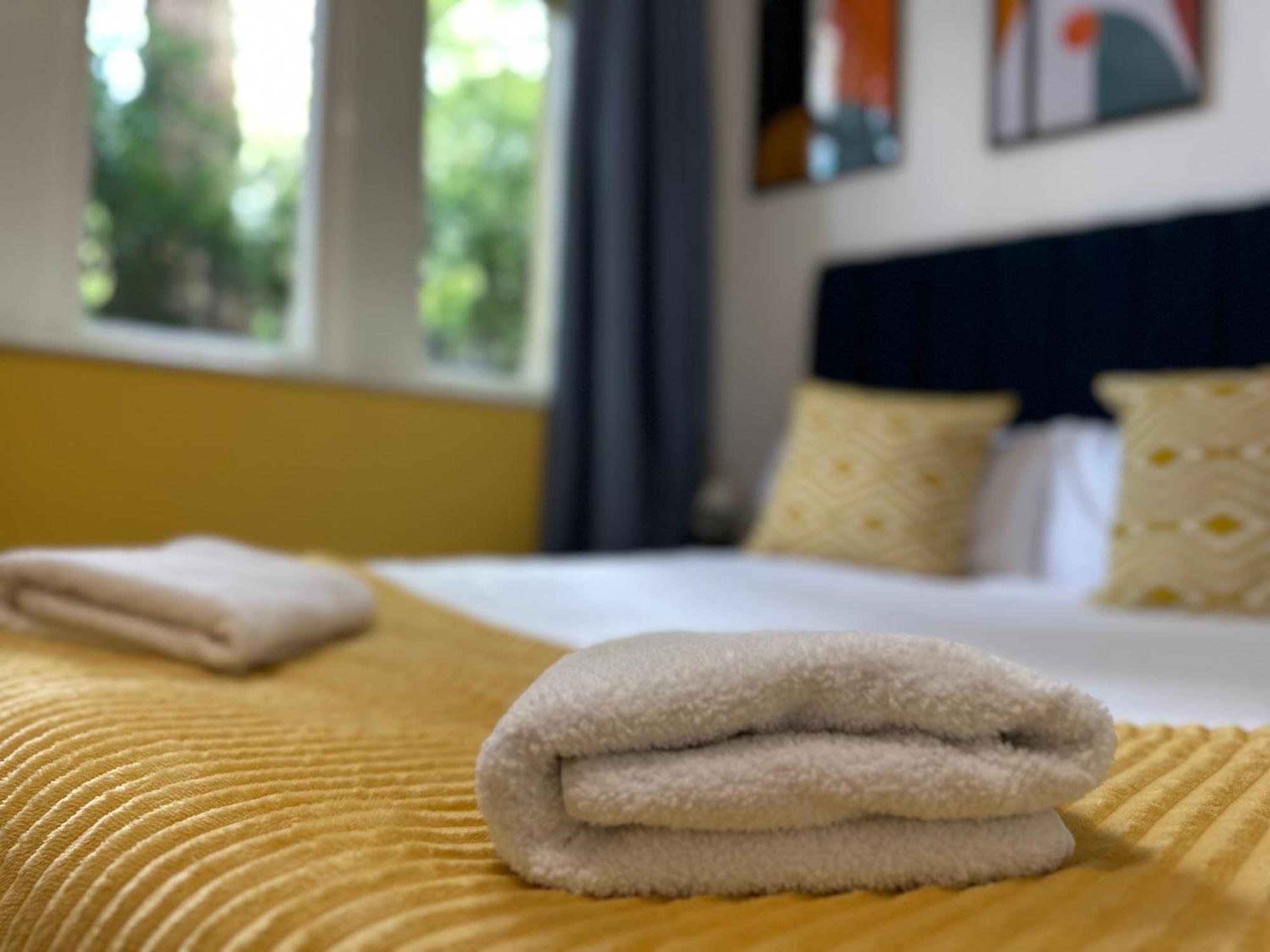 Great Offers On Long Stays!! Laluna Apartments 盖茨黑德 外观 照片