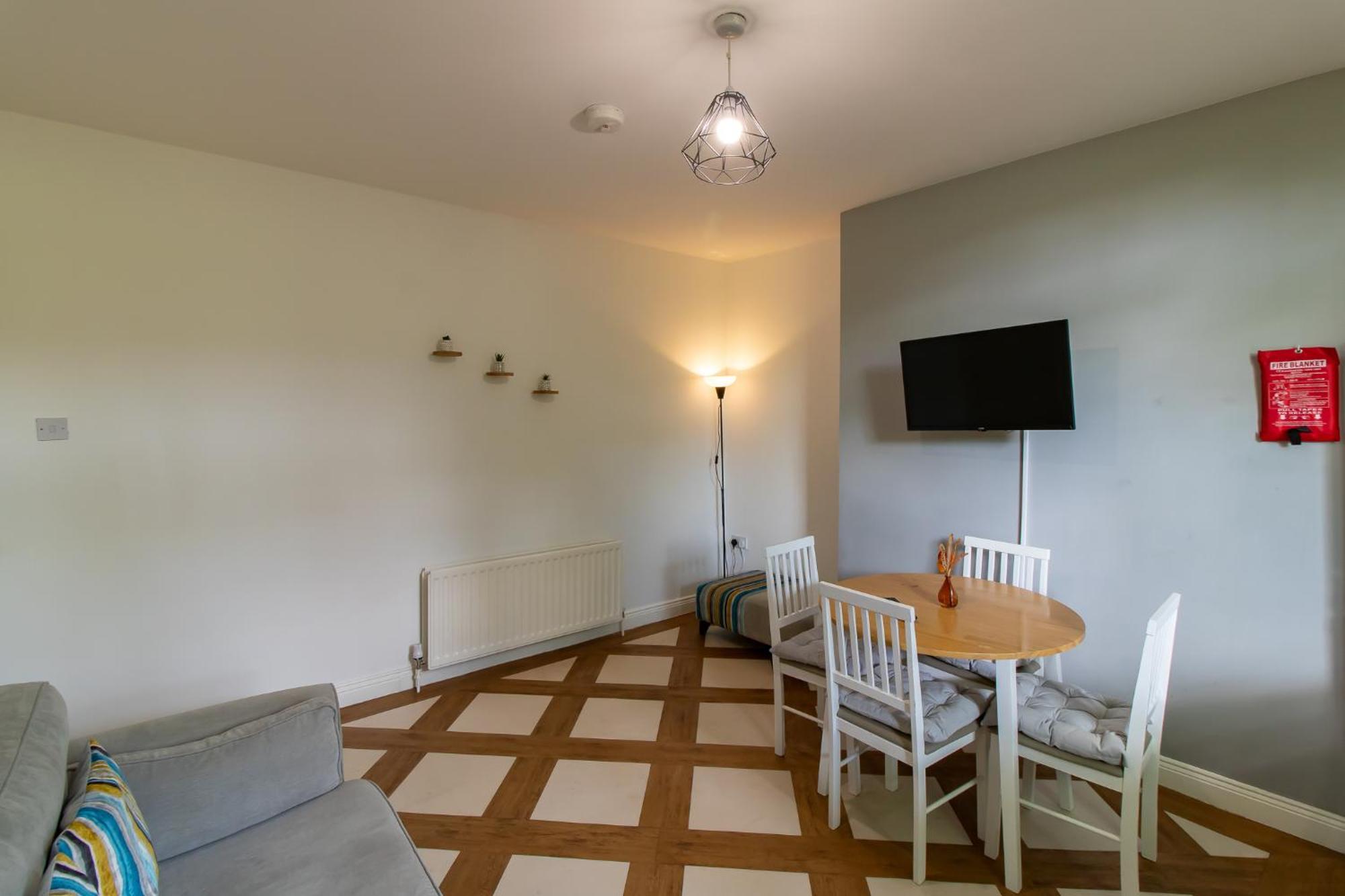 Great Offers On Long Stays!! Laluna Apartments 盖茨黑德 外观 照片